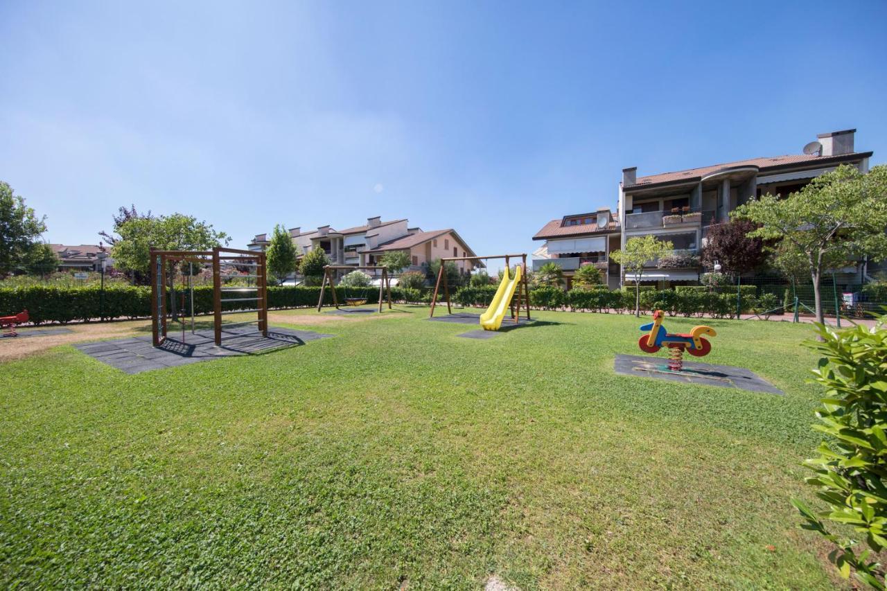 דירות דסנזאנו דל גארדה I Ciliegi 1-09 Con Piscina By Wonderful Italy מראה חיצוני תמונה